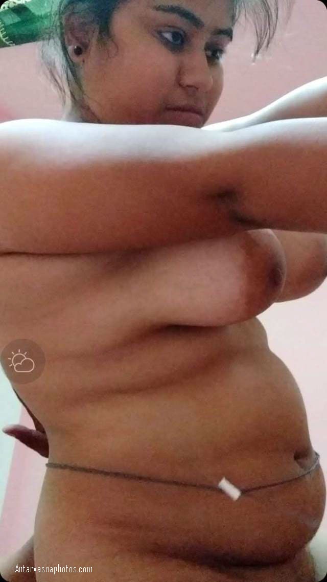 https://pub-5fcdf72a54cd4edbb03ec3edaa415a42.r2.dev/nakedleaks/captivating_images_of_an_indian_woman_from_bedroom_to_bathroom/8.jpg