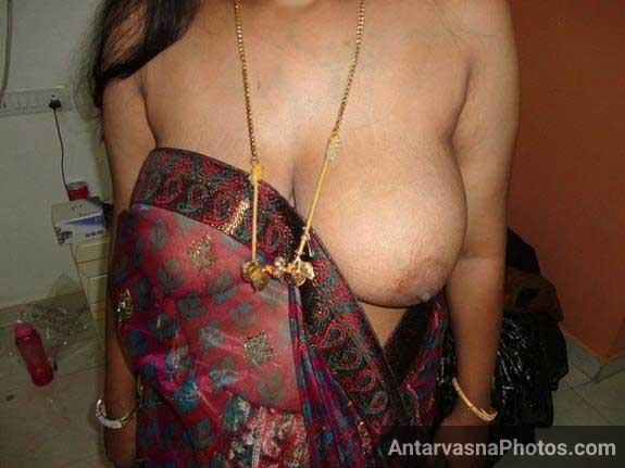 Captivating Images of Busty Indian Beauties