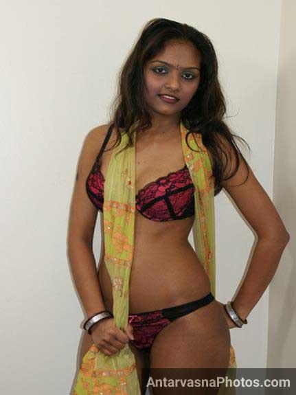 Captivating Images of Desi Indian Girls Featuring Divya