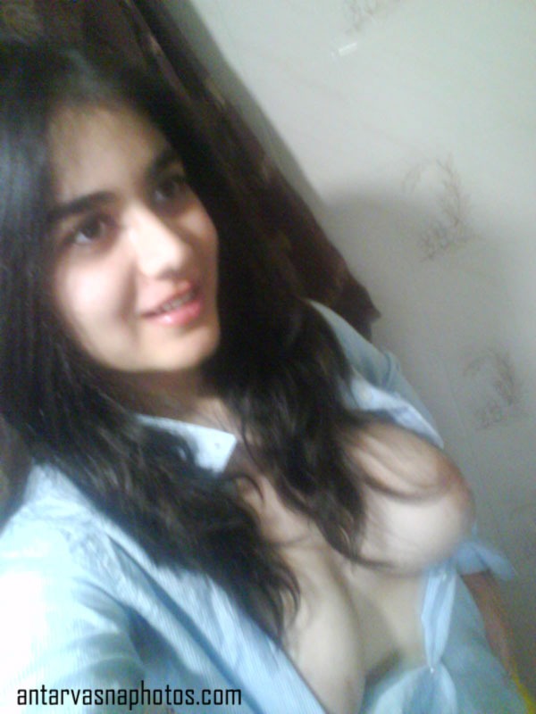 https://pub-5fcdf72a54cd4edbb03ec3edaa415a42.r2.dev/nakedleaks/captivating_images_of_milky_breasts_of_indian_girlfriend/4.jpg