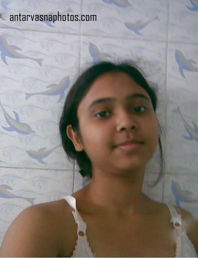 https://pub-5fcdf72a54cd4edbb03ec3edaa415a42.r2.dev/nakedleaks/captivating_images_of_nidhi's_desirable_figure/0.jpg