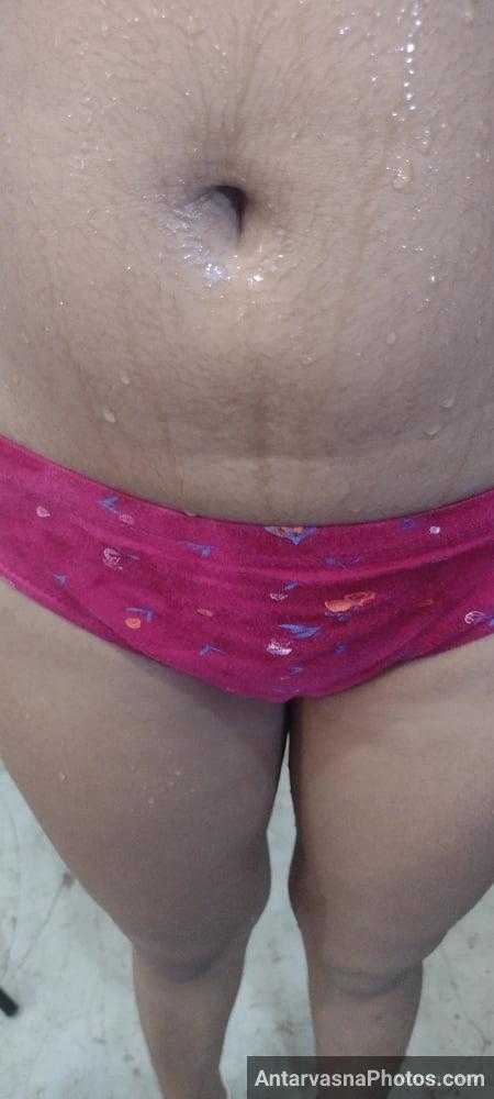 https://pub-5fcdf72a54cd4edbb03ec3edaa415a42.r2.dev/nakedleaks/captivating_photos_of_a_plump_college_girl_undressing_to_nude/5.jpg