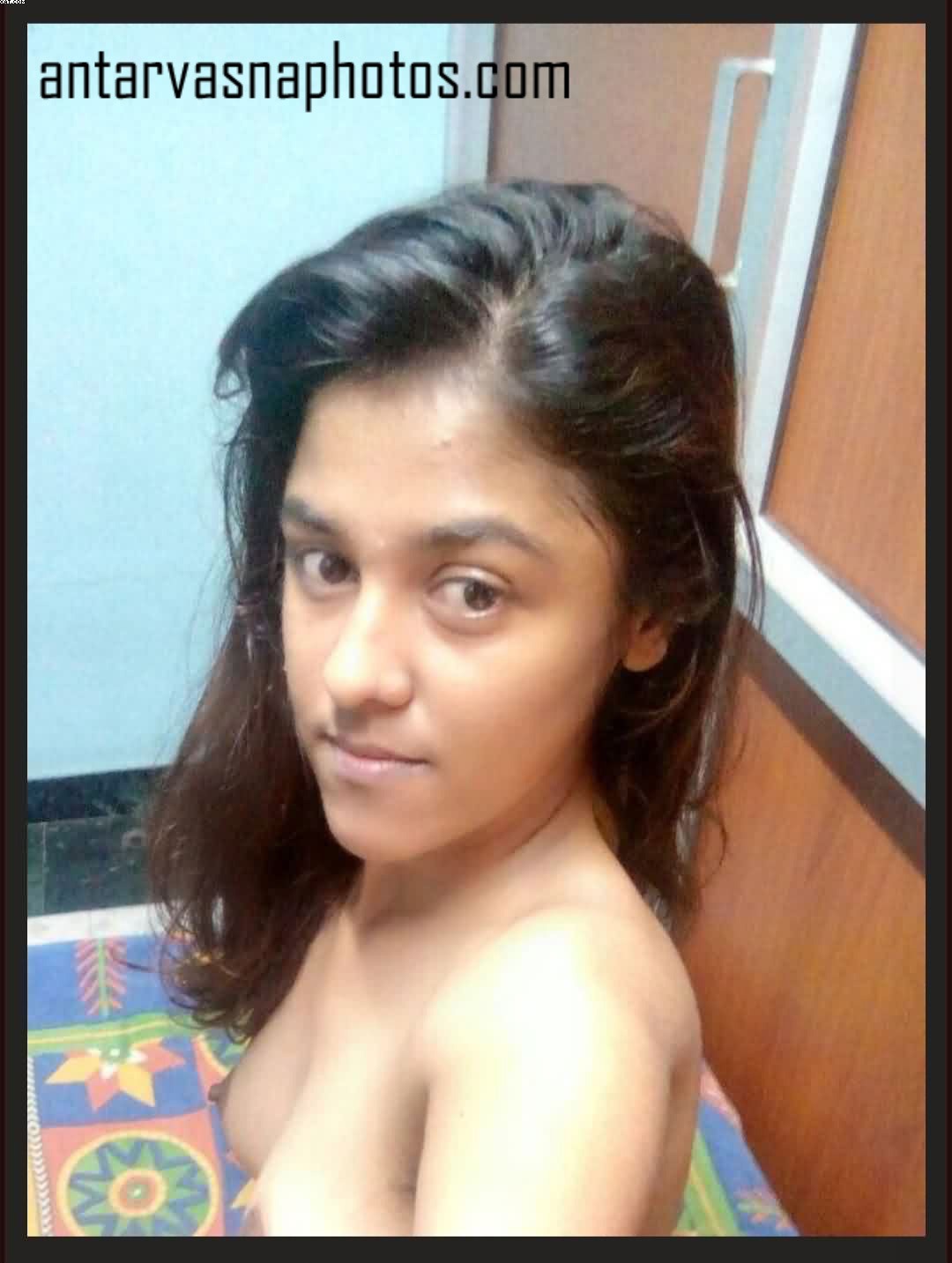 https://pub-5fcdf72a54cd4edbb03ec3edaa415a42.r2.dev/nakedleaks/captivating_self-portraits_of_an_indian_teen_girl/3.jpg