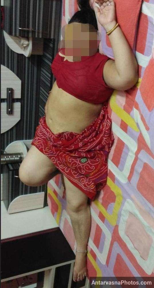 https://pub-5fcdf72a54cd4edbb03ec3edaa415a42.r2.dev/nakedleaks/capturing_nudes_of_a_desi_housemaid_bhabhi_after_intimacy/3.jpg