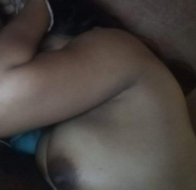 https://pub-5fcdf72a54cd4edbb03ec3edaa415a42.r2.dev/nakedleaks/capturing_secret_photos_of_bhabhi/8.jpg