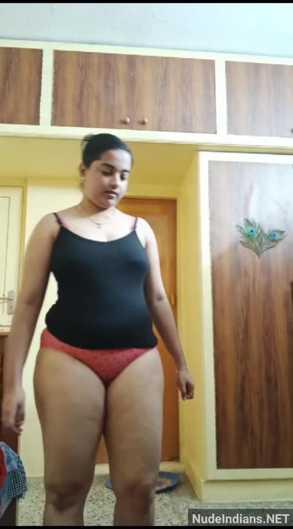 https://pub-5fcdf72a54cd4edbb03ec3edaa415a42.r2.dev/nakedleaks/chennai_attractive_aunty_bathing_snapshots_and_lingerie_photos/15.jpg