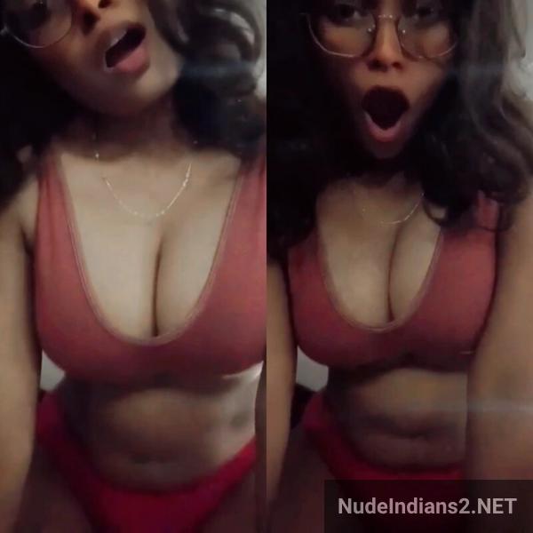 https://pub-5fcdf72a54cd4edbb03ec3edaa415a42.r2.dev/nakedleaks/chennai_married_woman_rohini_reveals_bust_in_video_call_with_boyfriend/26.jpg