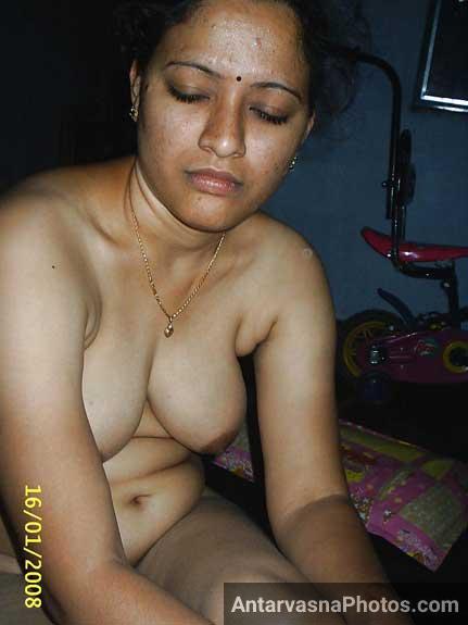 https://pub-5fcdf72a54cd4edbb03ec3edaa415a42.r2.dev/nakedleaks/colleague_naughtiness_with_a_mallu_aunty/1.jpg