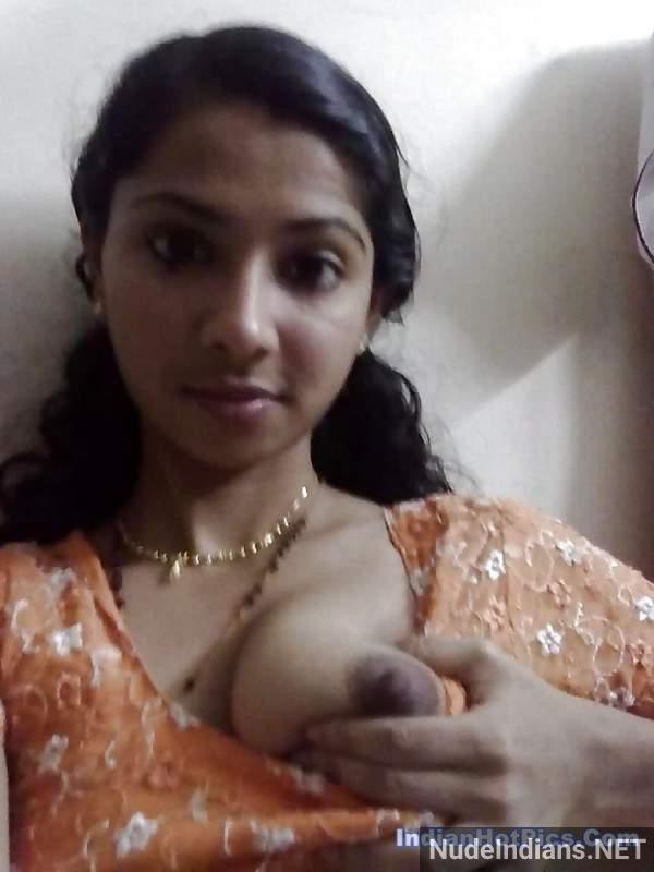 https://pub-5fcdf72a54cd4edbb03ec3edaa415a42.r2.dev/nakedleaks/collection_of_seductive_mallu_bhabhi_nude_photos/1.jpg