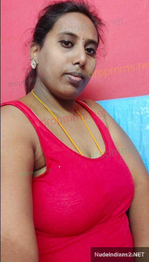 https://pub-5fcdf72a54cd4edbb03ec3edaa415a42.r2.dev/nakedleaks/compilation_of_mature_tamil_housewives_engaging_in_intimate_activities/14.jpg