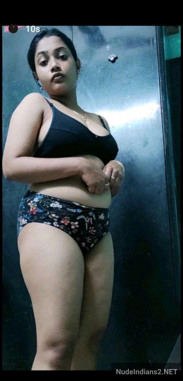 https://pub-5fcdf72a54cd4edbb03ec3edaa415a42.r2.dev/nakedleaks/compilation_of_tamil_aunties_reveling_in_illicit_romances/47.jpg