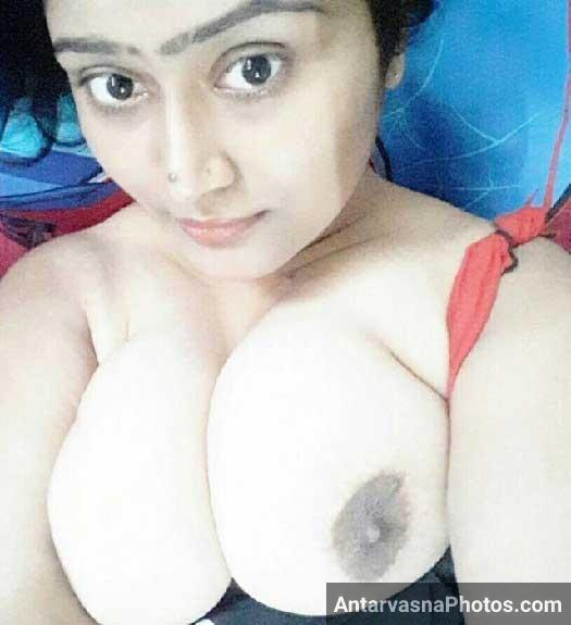 Curvaceous Aunt Madhu