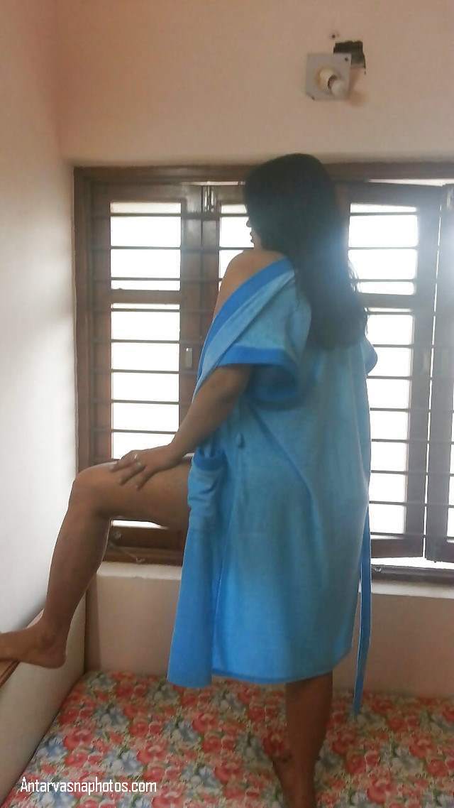 https://pub-5fcdf72a54cd4edbb03ec3edaa415a42.r2.dev/nakedleaks/curvy_aunty's_sensual_photo_session/0.jpg