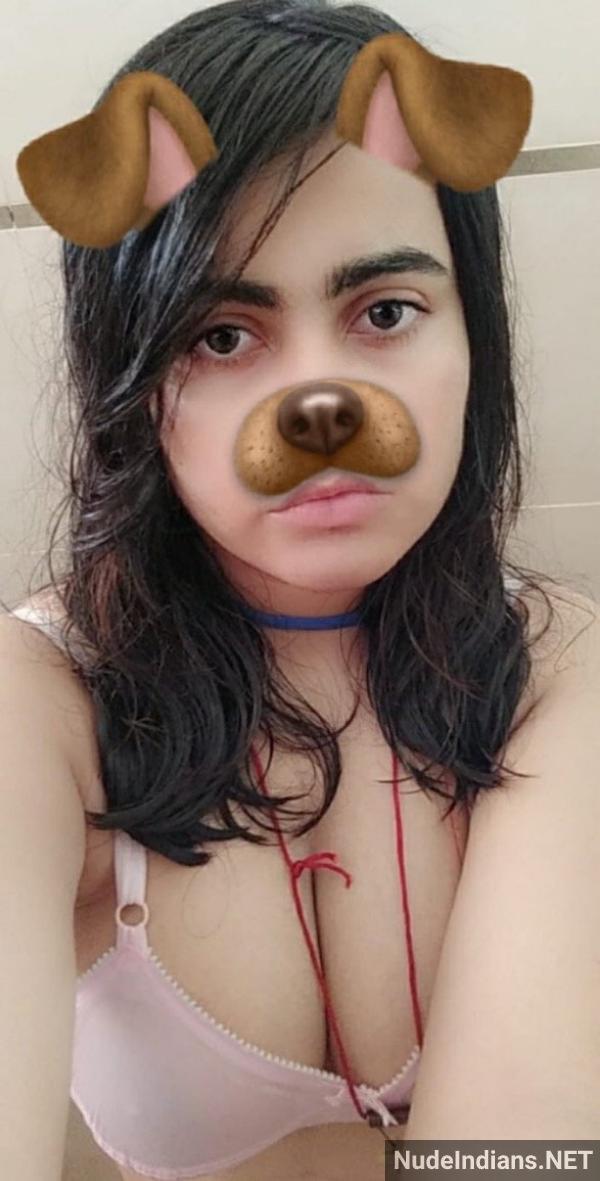 https://pub-5fcdf72a54cd4edbb03ec3edaa415a42.r2.dev/nakedleaks/curvy_girl_in_new_delhi_flaunts_ample_bosom_in_sizzling_attire/12.jpg