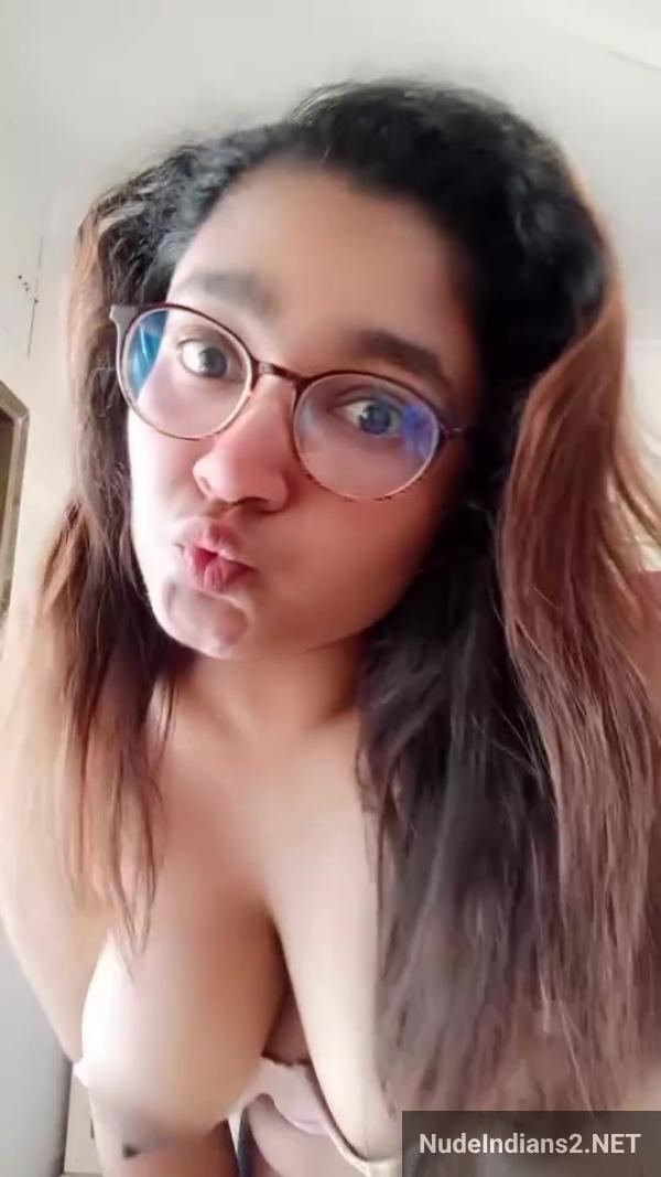 https://pub-5fcdf72a54cd4edbb03ec3edaa415a42.r2.dev/nakedleaks/curvy_girl_nidhi_agarwal_showcasing_her_busty_figure_in_lingerie_selfies/35.jpg