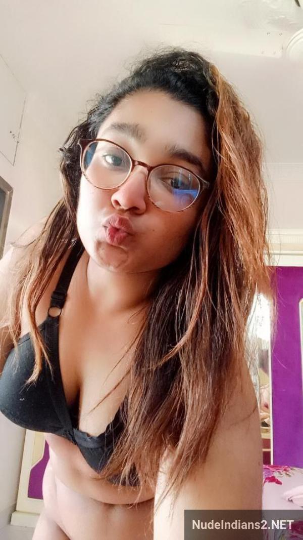 https://pub-5fcdf72a54cd4edbb03ec3edaa415a42.r2.dev/nakedleaks/curvy_girl_nidhi_agarwal_showcasing_her_busty_figure_in_lingerie_selfies/47.jpg