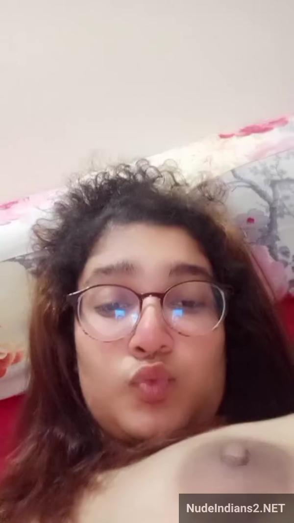 https://pub-5fcdf72a54cd4edbb03ec3edaa415a42.r2.dev/nakedleaks/curvy_girl_nidhi_agarwal_showcasing_her_busty_figure_in_lingerie_selfies/7.jpg