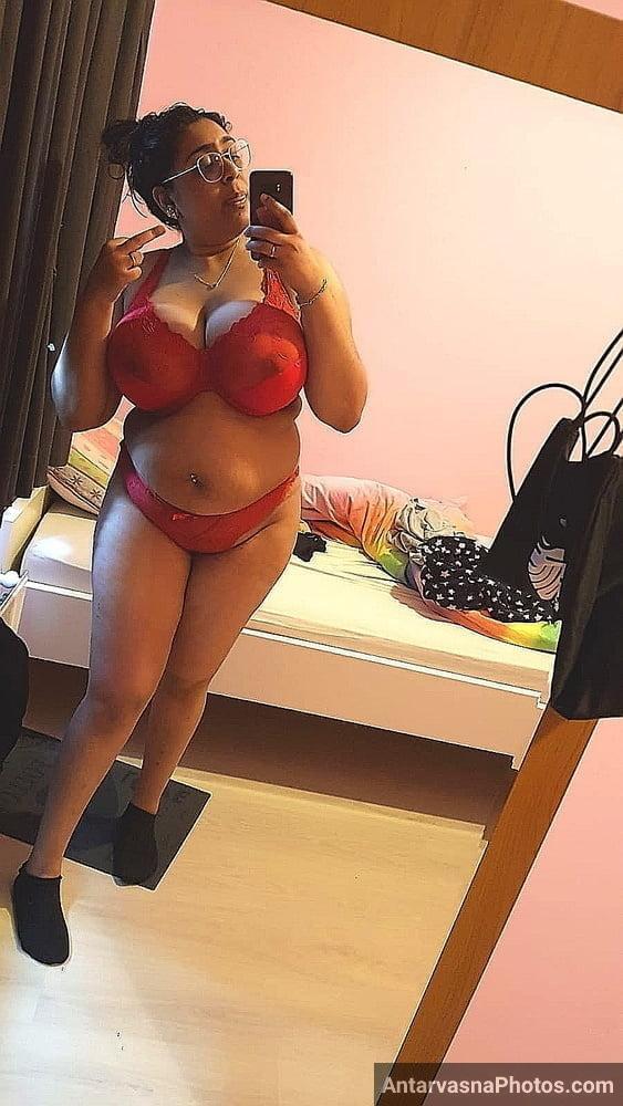https://pub-5fcdf72a54cd4edbb03ec3edaa415a42.r2.dev/nakedleaks/curvy_indian_woman_flaunting_her_assets_in_intimate_photos/0.jpg