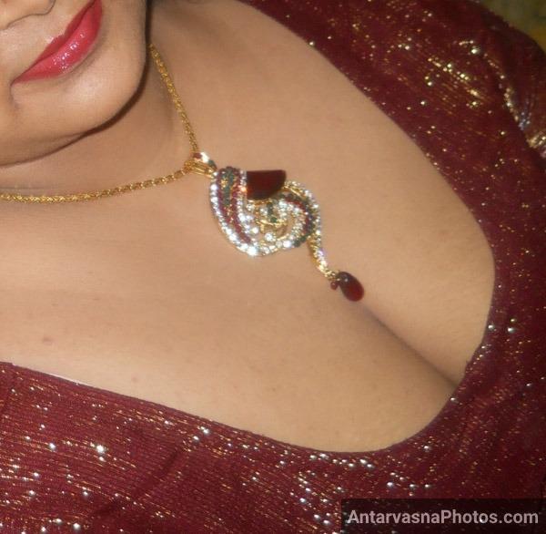 https://pub-5fcdf72a54cd4edbb03ec3edaa415a42.r2.dev/nakedleaks/curvy_lady_from_bihar_sucking_dick_–_9_steamy_photos/2.jpg
