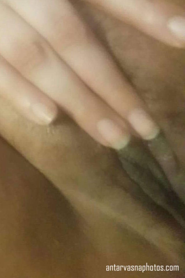 https://pub-5fcdf72a54cd4edbb03ec3edaa415a42.r2.dev/nakedleaks/deepali_indulges_in_webcam_sex_chat_during_lockdown/7.jpg