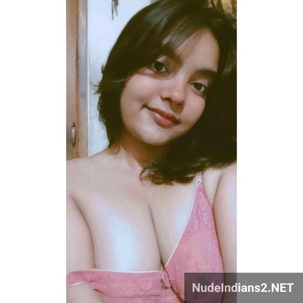 https://pub-5fcdf72a54cd4edbb03ec3edaa415a42.r2.dev/nakedleaks/delhi's_aparna_gupta_bares_all_in_stunning_photos/14.jpg