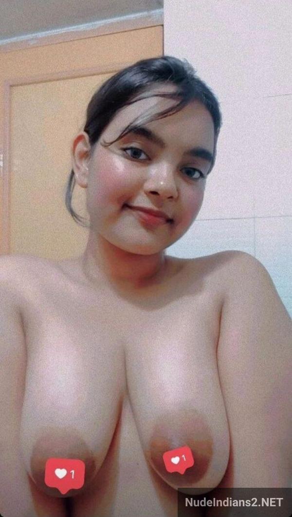 https://pub-5fcdf72a54cd4edbb03ec3edaa415a42.r2.dev/nakedleaks/delhi's_aparna_gupta_bares_all_in_stunning_photos/74.jpg