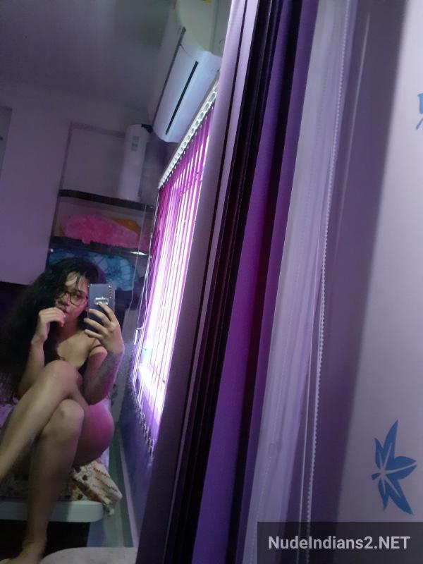 https://pub-5fcdf72a54cd4edbb03ec3edaa415a42.r2.dev/nakedleaks/delhi_girl_avantika_tyagi:_wealthy_boyfriend_and_sensual_selfies/13.jpg
