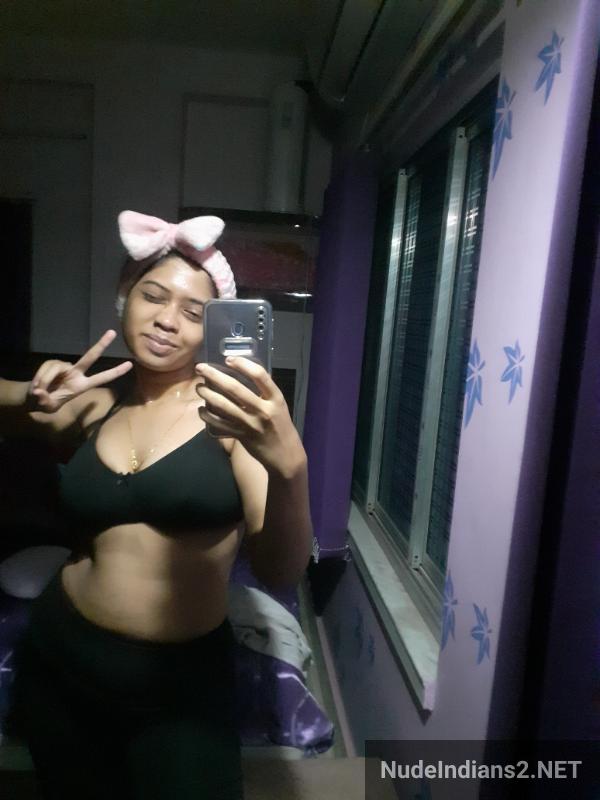 https://pub-5fcdf72a54cd4edbb03ec3edaa415a42.r2.dev/nakedleaks/delhi_girl_avantika_tyagi:_wealthy_boyfriend_and_sensual_selfies/28.jpg