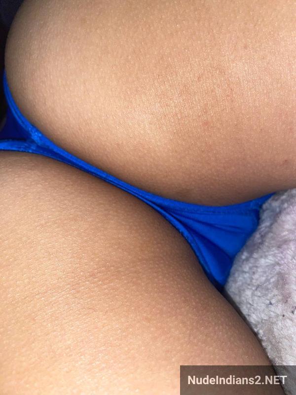 https://pub-5fcdf72a54cd4edbb03ec3edaa415a42.r2.dev/nakedleaks/delhi_girl_disha_sharma's_provocative_selfies_to_entice_men/24.jpg