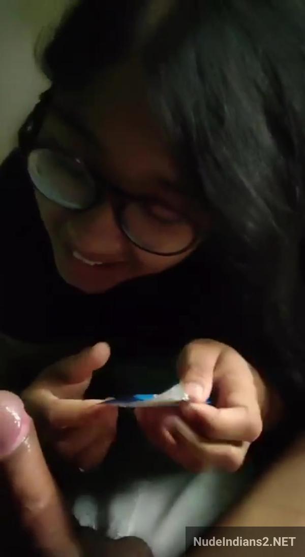https://pub-5fcdf72a54cd4edbb03ec3edaa415a42.r2.dev/nakedleaks/delhi_girlfriend_nidhi_rana_practices_safe_sex_with_condom/13.jpg