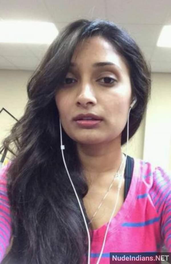 https://pub-5fcdf72a54cd4edbb03ec3edaa415a42.r2.dev/nakedleaks/delhi_girlfriends'_sexy_nude_selfies_spread_online/41.jpg