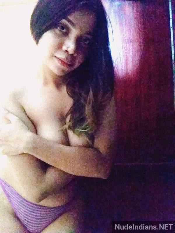 https://pub-5fcdf72a54cd4edbb03ec3edaa415a42.r2.dev/nakedleaks/delhi_girlfriends'_sexy_nude_selfies_spread_online/51.jpg