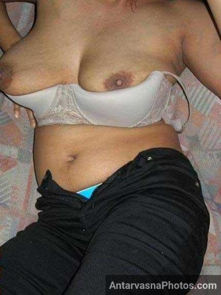 https://pub-5fcdf72a54cd4edbb03ec3edaa415a42.r2.dev/nakedleaks/delving_into_my_stepmother's_indian_bosoms/5.jpg