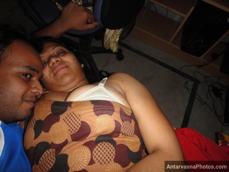 https://pub-5fcdf72a54cd4edbb03ec3edaa415a42.r2.dev/nakedleaks/desi_brother-in-law_sister-in-law_intimate_images_(70_high-quality_xxx_photos)/43.jpg