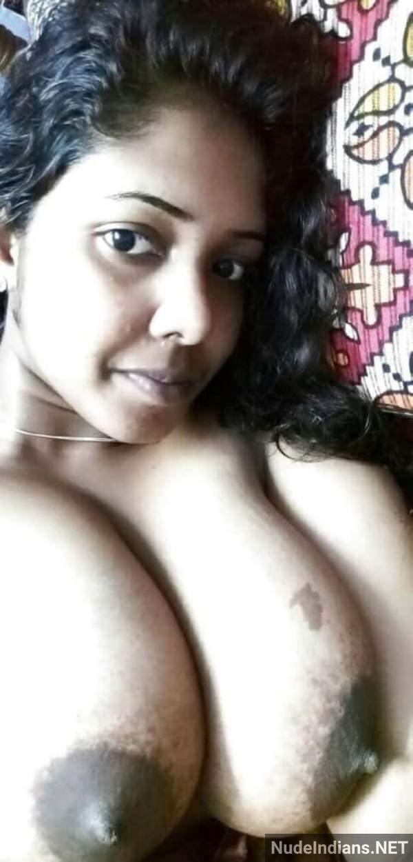 https://pub-5fcdf72a54cd4edbb03ec3edaa415a42.r2.dev/nakedleaks/desi_busty_girlfriends_and_bhabhi_milky_photos/47.jpg