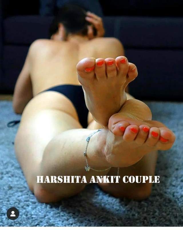 https://pub-5fcdf72a54cd4edbb03ec3edaa415a42.r2.dev/nakedleaks/desi_cuckold_couple's_private_photo_collection/19.jpg