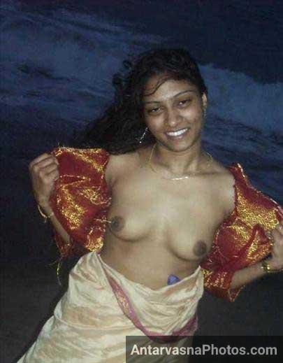 https://pub-5fcdf72a54cd4edbb03ec3edaa415a42.r2.dev/nakedleaks/desi_erotic_photos_–_exposed_at_the_beach/2.jpg