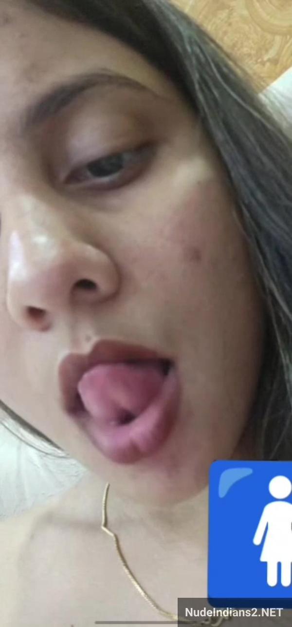 https://pub-5fcdf72a54cd4edbb03ec3edaa415a42.r2.dev/nakedleaks/desi_girlfriend_dolly's_seductive_video_call_with_boyfriend_abroad/36.jpg