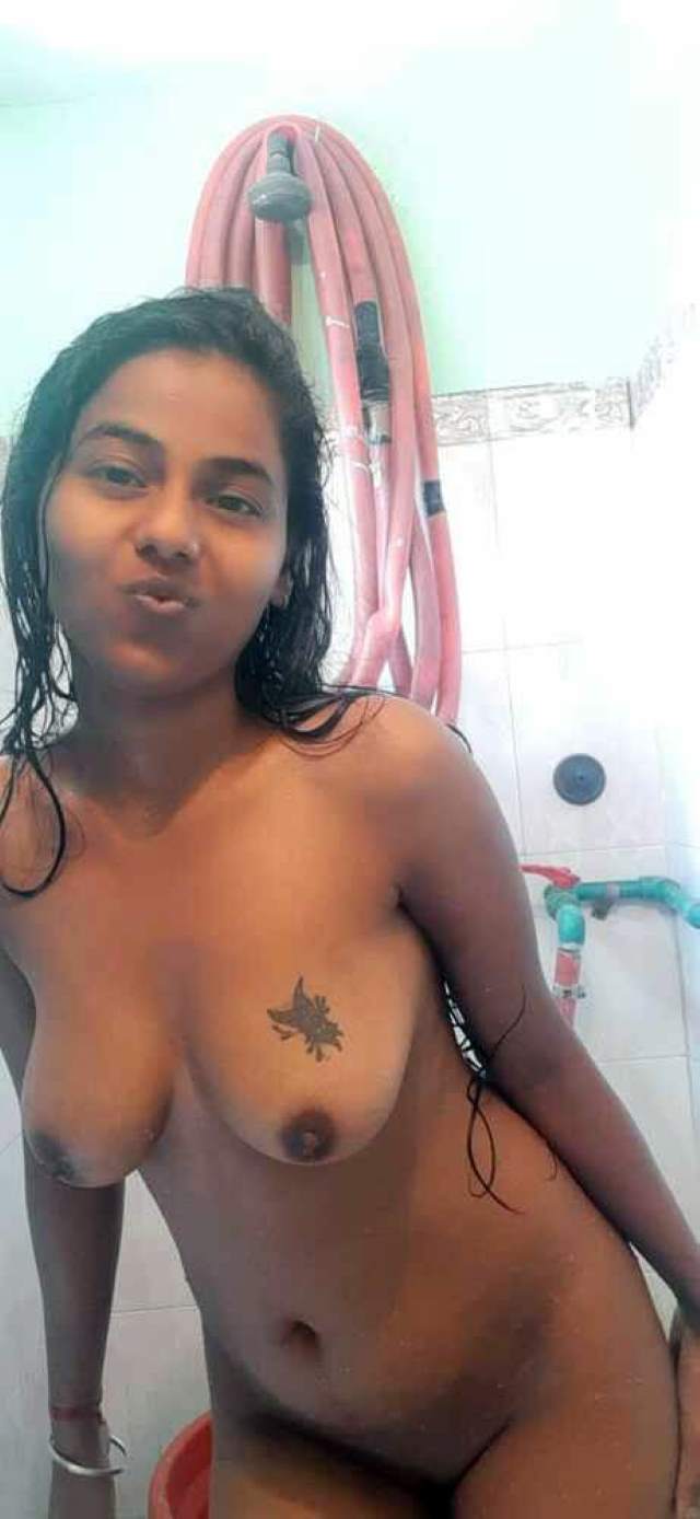 https://pub-5fcdf72a54cd4edbb03ec3edaa415a42.r2.dev/nakedleaks/desi_girls_showering_naked/29.jpg