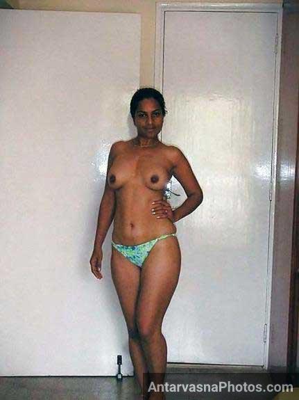 https://pub-5fcdf72a54cd4edbb03ec3edaa415a42.r2.dev/nakedleaks/desi_indian_requesting_a_man_with_a_hairy_shaft/0.jpg