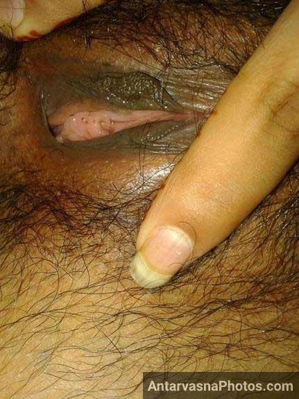 https://pub-5fcdf72a54cd4edbb03ec3edaa415a42.r2.dev/nakedleaks/desi_indian_requesting_a_man_with_a_hairy_shaft/7.jpg