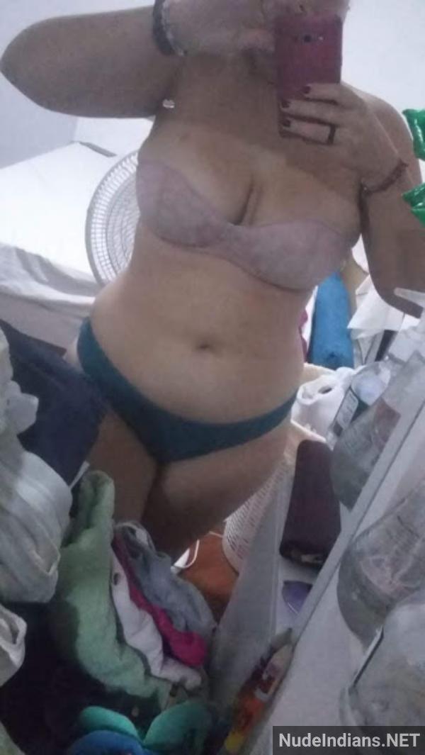 https://pub-5fcdf72a54cd4edbb03ec3edaa415a42.r2.dev/nakedleaks/desi_medical_student_sharing_revealing_selfies/126.jpg