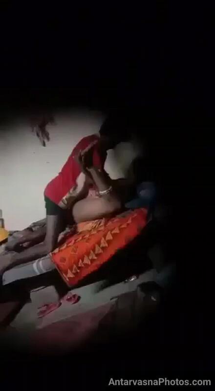 https://pub-5fcdf72a54cd4edbb03ec3edaa415a42.r2.dev/nakedleaks/desi_village_aunty_nephew_explicit_photos/7.jpg