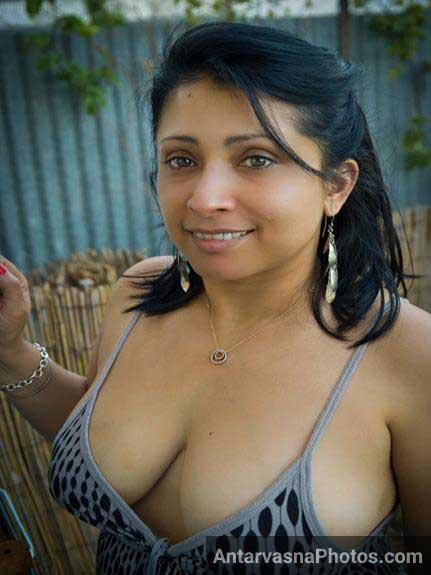 https://pub-5fcdf72a54cd4edbb03ec3edaa415a42.r2.dev/nakedleaks/desi_wife_-_hot_pictures_of_well-endowed_woman/3.jpg