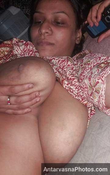 https://pub-5fcdf72a54cd4edbb03ec3edaa415a42.r2.dev/nakedleaks/desi_wife_bhabhi_large_bosom_images/3.jpg