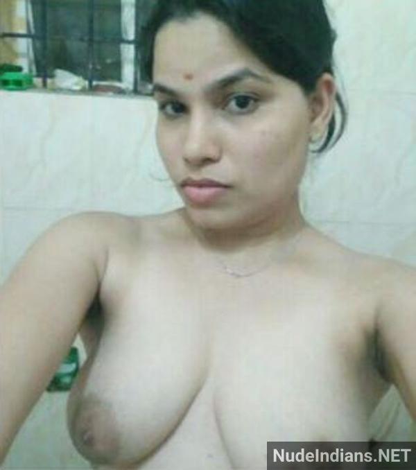 https://pub-5fcdf72a54cd4edbb03ec3edaa415a42.r2.dev/nakedleaks/desirable_telugu_spouse_captures_intimate_photos_of_herself/7.jpg