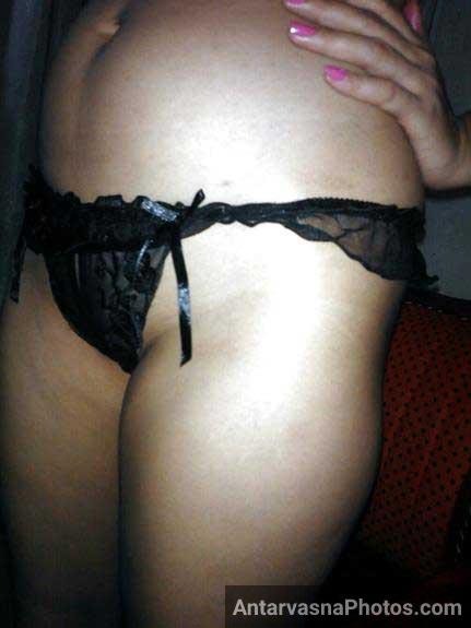 Desirable woman's intimate photos from India