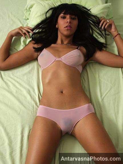 https://pub-5fcdf72a54cd4edbb03ec3edaa415a42.r2.dev/nakedleaks/desire_of_indian_girls_for_intimacy/5.jpg