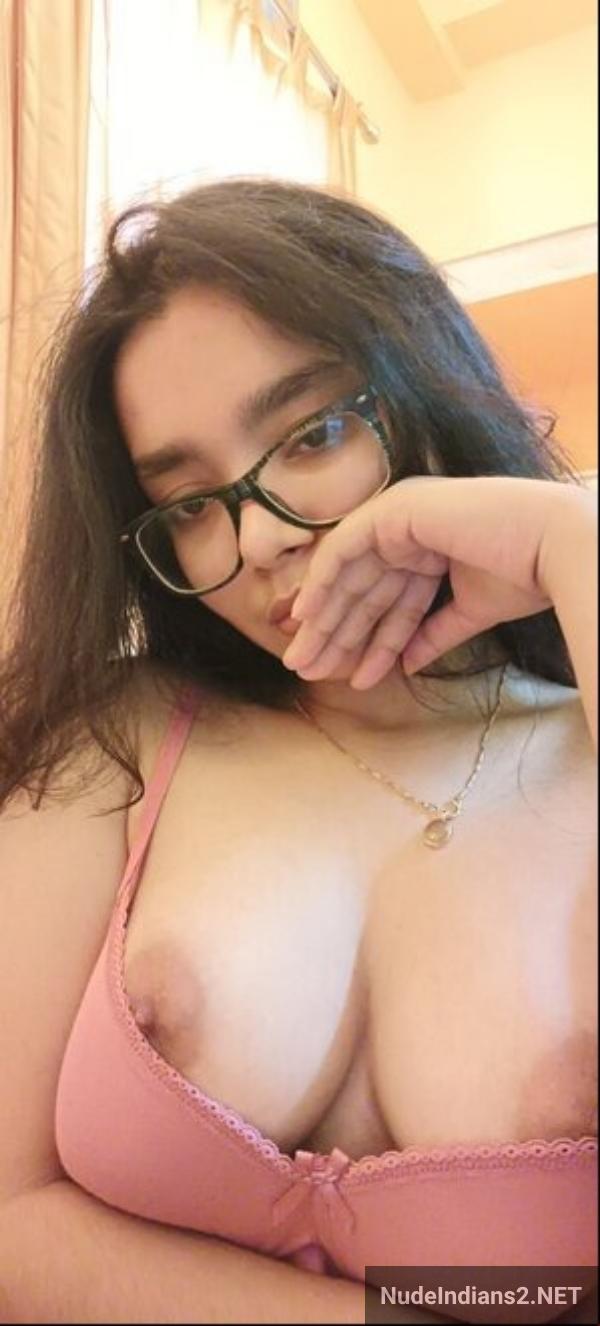 https://pub-5fcdf72a54cd4edbb03ec3edaa415a42.r2.dev/nakedleaks/desire_of_indian_nri_preeti_bhandari_in_usa_for_friends/45.jpg