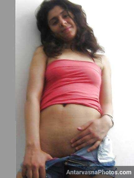Desire to Share Hot Photos of Naked Indian Girls